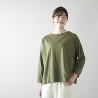 アーミーグリーン